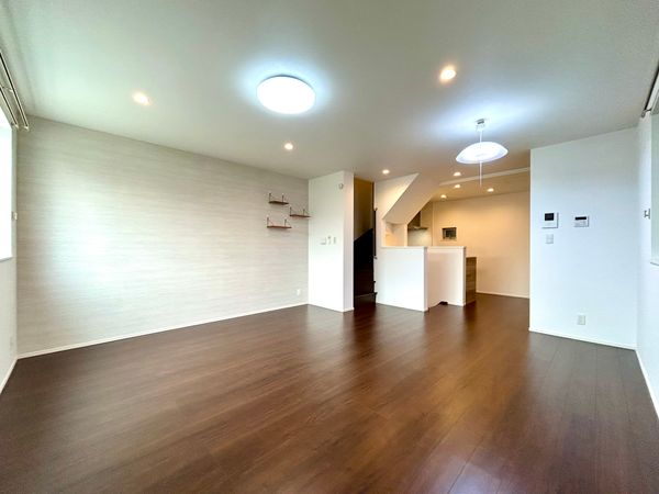 西区市場木町 戸建 リビング 西区市場木町 戸建 リビング