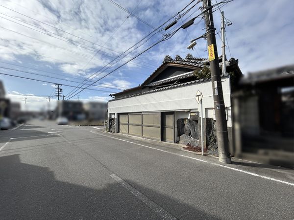 清須市西市場4丁目 前面道路含む外観 前面道路含む外観