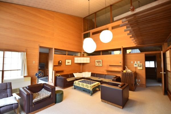 岐阜市加納長刀堀2丁目 戸建 リビング 岐阜市加納長刀堀2丁目 戸建 リビング