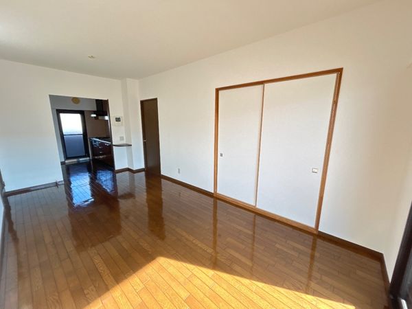 グランドメゾン庄内緑地公園 リビング リビング