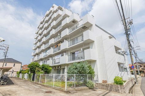 ホワイトキャッスル上小田井 外観