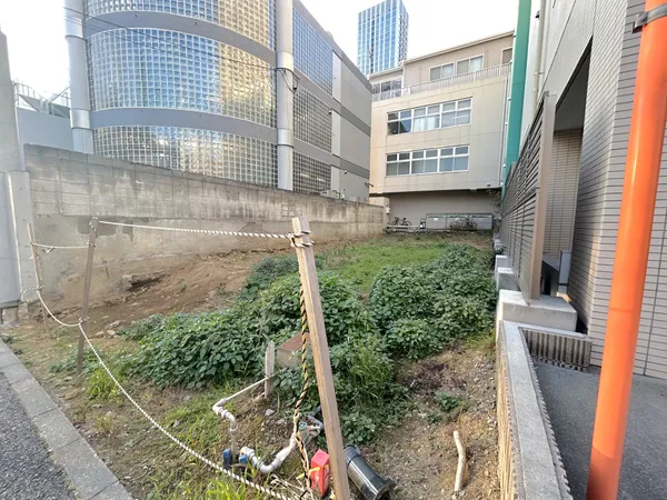 実測面積135.56平米東京メトロ「表参道」駅　徒歩7分