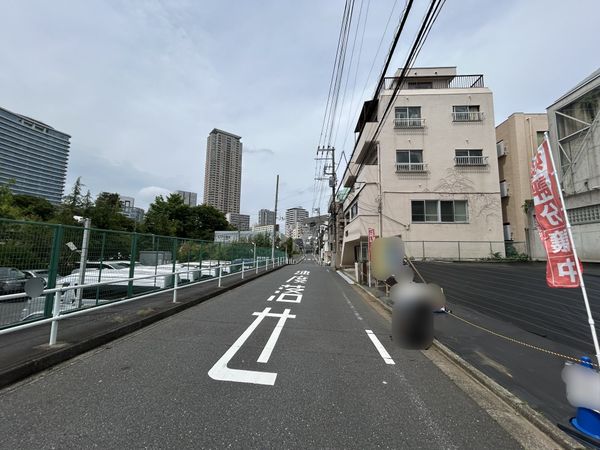 港区南青山一丁目 土地 前面道路含む外観 港区南青山一丁目 土地 前面道路含む外観
