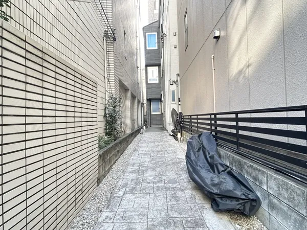 エントランスアプローチ