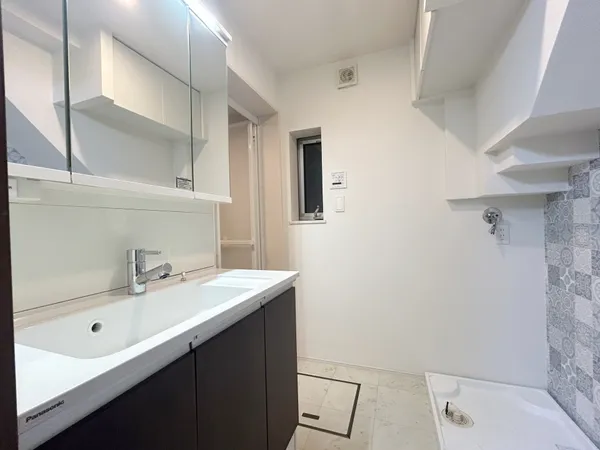 102号室洗面