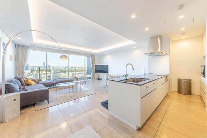 THE COURT神宮外苑 リビング