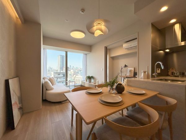 白金ザ・スカイ 西棟 リビング