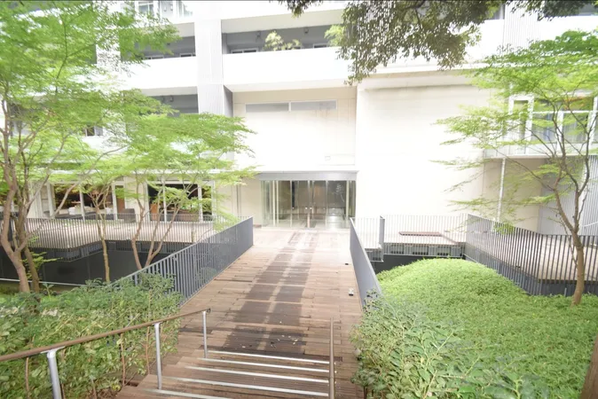 サブエントランスアプローチ