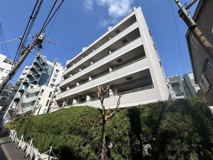 プリヴェール南青山 外観