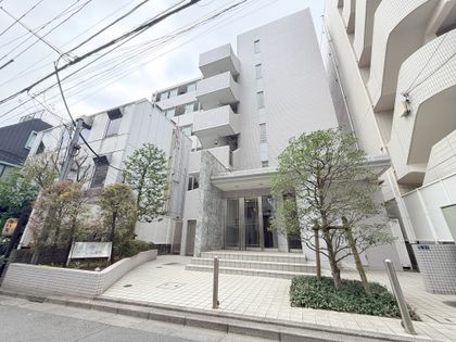 プリヴェール南青山 外観