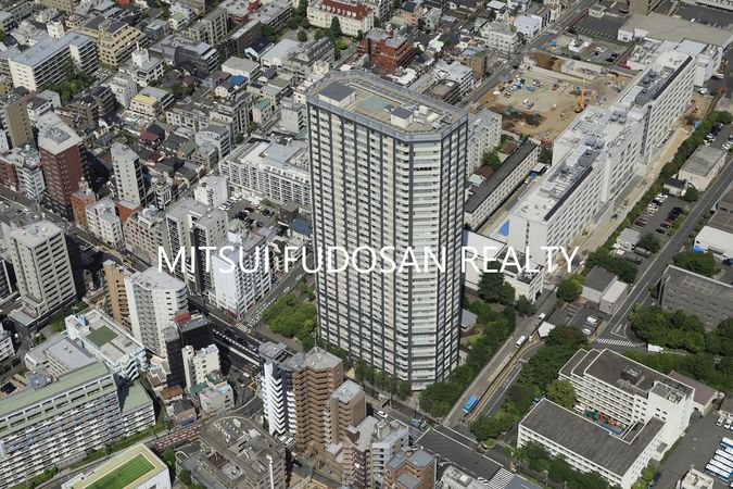 THE CENTER TOKYO 外観