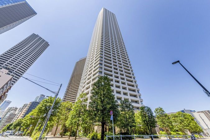 ザ・パークハウス西新宿タワー60 外観