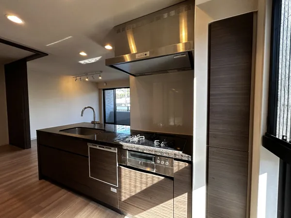 賃借人入居前に撮影しました。