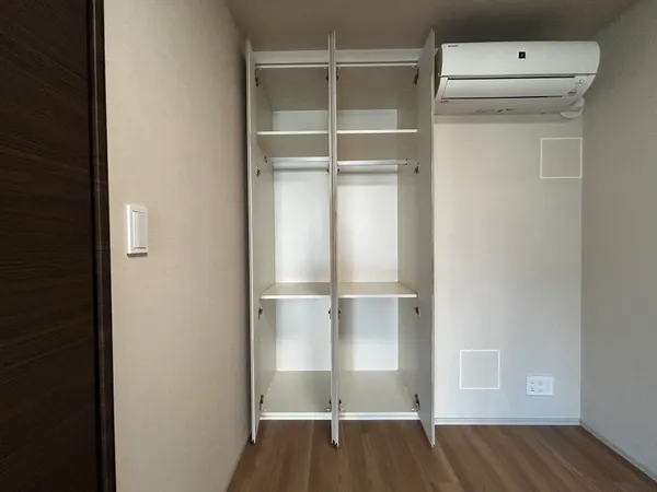 約5.0帖寝室部分収納（賃借人入居前に撮影しました。）