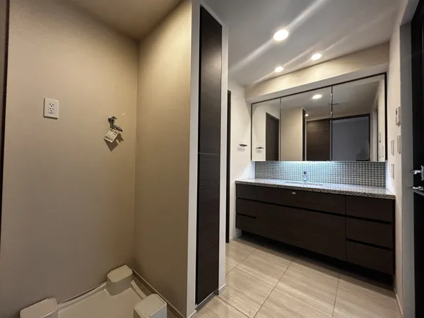 賃借人入居前に撮影しました。