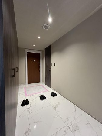 東京ツインパークス レフトウイング 玄関