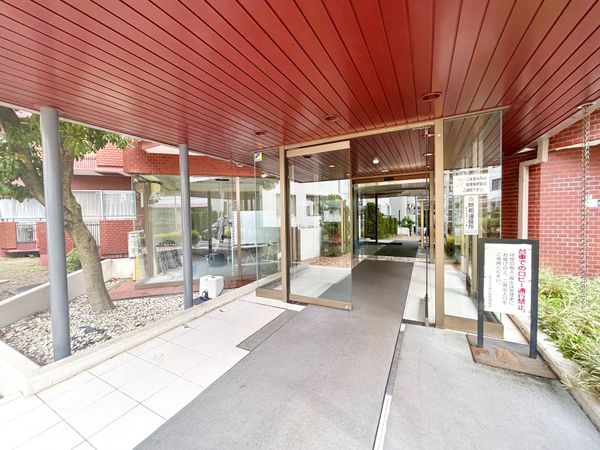 チュリス氷川坂 エントランス チュリス氷川坂 エントランス