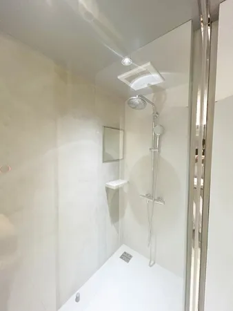 3階シャワールーム