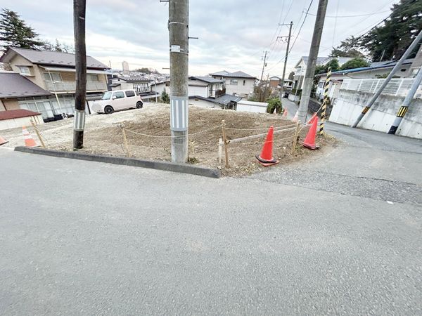 北山1丁目 土地 前面道路含む外観 北山1丁目 土地 前面道路含む外観