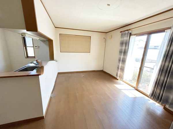 向陽台3丁目 戸建 リビング