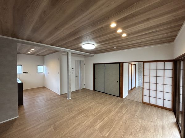 川平3丁目 戸建 リビング