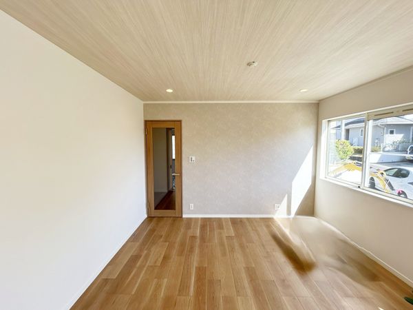 宮城郡利府町皆の丘 戸建 リビング