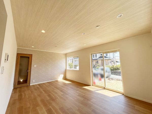 宮城郡利府町皆の丘 戸建 リビング