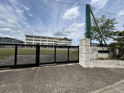 杜乃橋1丁目 戸建 富谷市立日吉台中学校(約440m) 富谷市立日吉台中学校(約440m)