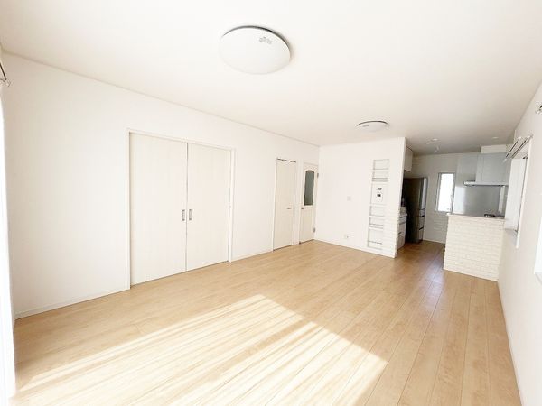 長命ケ丘3丁目 戸建 リビング 長命ケ丘3丁目 戸建 リビング