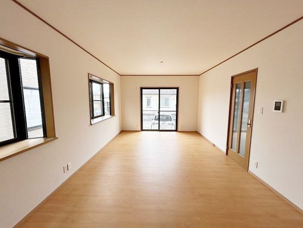 向陽台4丁目 戸建 リビング 向陽台4丁目 戸建 リビング