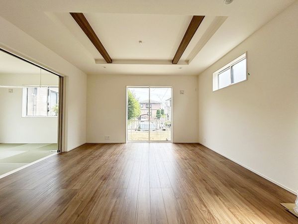 向陽台5丁目 新築戸建 リビング 向陽台5丁目 新築戸建 リビング
