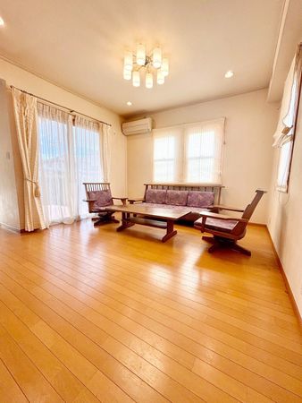 利府町菅谷台3丁目 戸建 リビング 利府町菅谷台3丁目 戸建 リビング