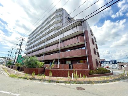 ルミネール泉 外観