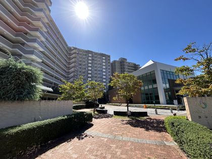 パークシティ泉中央 セントラルコート 外観