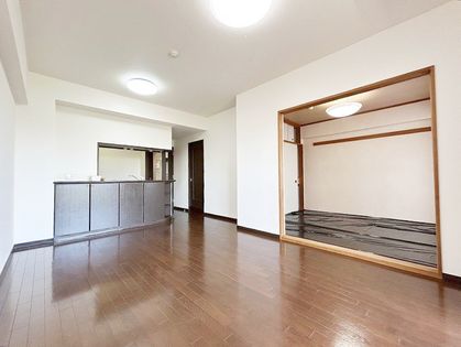 ナイスパークステージ泉中央 リビング