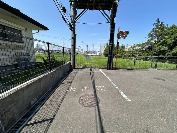 来客用駐車場