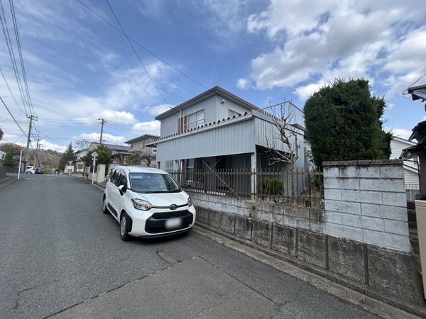 戸建 茂庭台3丁目 前面道路含む外観 戸建 茂庭台3丁目 前面道路含む外観