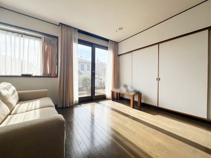 茂庭台三丁目 戸建 リビング