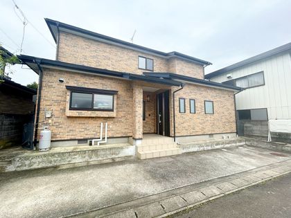 名取市手倉田字堰根 戸建 外観