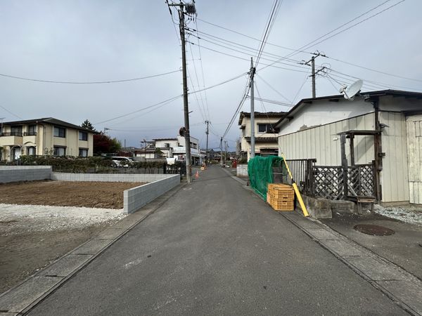大谷地 新築戸建 C号棟 前面道路含む外観 大谷地 新築戸建 C号棟 前面道路含む外観