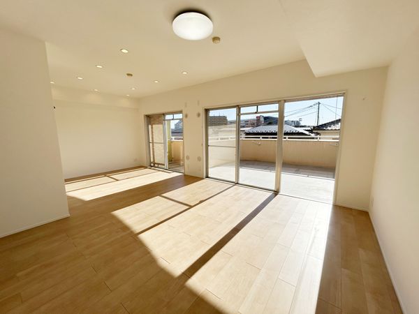 ネオハイツ鹿野 リビング