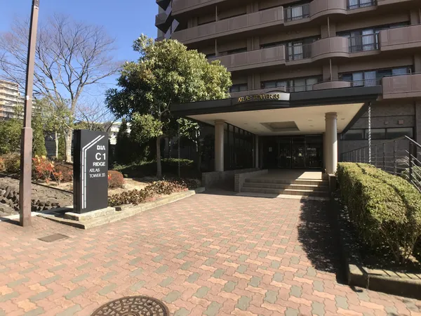 エントランス外観