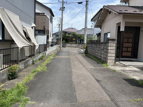 遠見塚二丁目 新築戸建 前面道路含む外観 遠見塚二丁目 新築戸建 前面道路含む外観