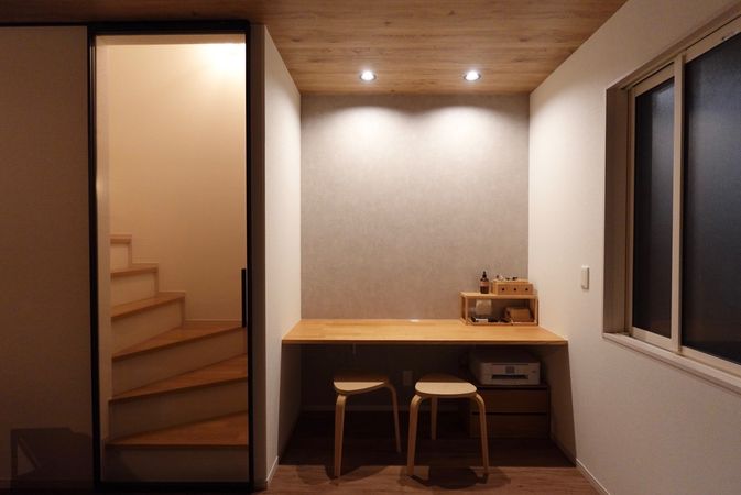 八木山南二丁目 戸建 リビング