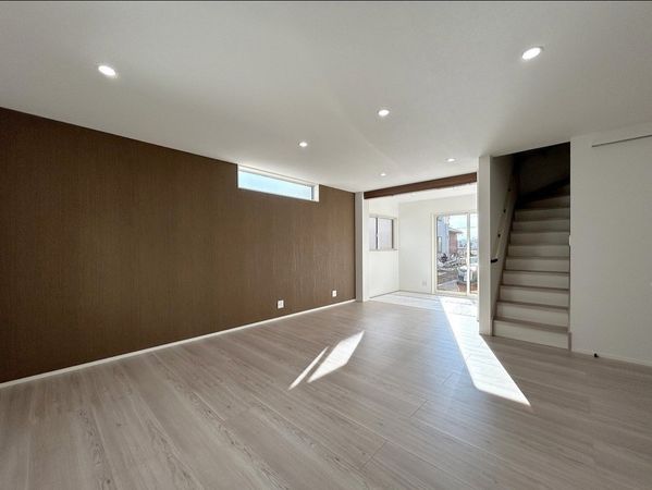 四郎丸字昭和中 戸建 リビング