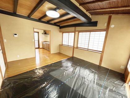 国見ケ丘 中古戸建 リビング