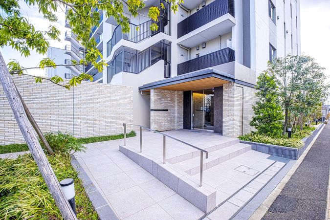 プレミストあすとテラス エントランス