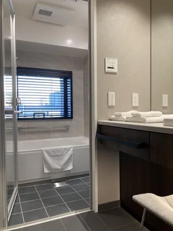 事前予約のうえご利用いただけます。1泊5500円となります。