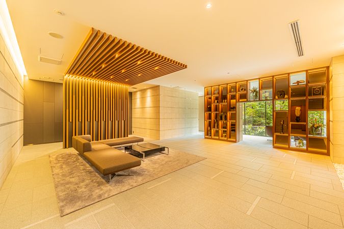 プラウドタワー本町二丁目 エントランス プラウドタワー本町二丁目 エントランス