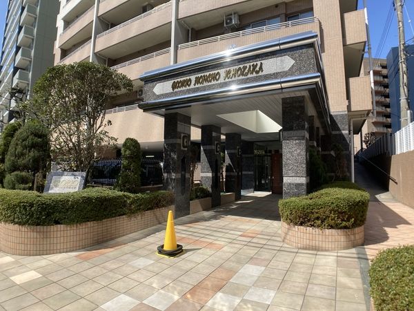 グローリオ本町銀杏坂 エントランス グローリオ本町銀杏坂 エントランス